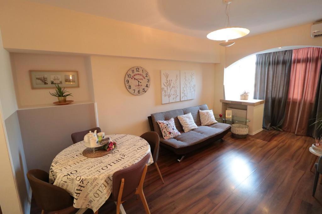 Eva Twin Apartments บูคาเรสต์ ภายนอก รูปภาพ