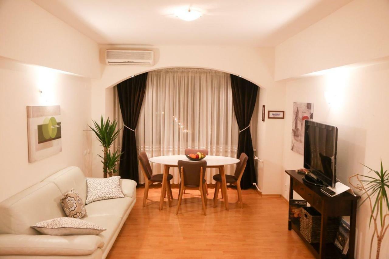 Eva Twin Apartments บูคาเรสต์ ภายนอก รูปภาพ